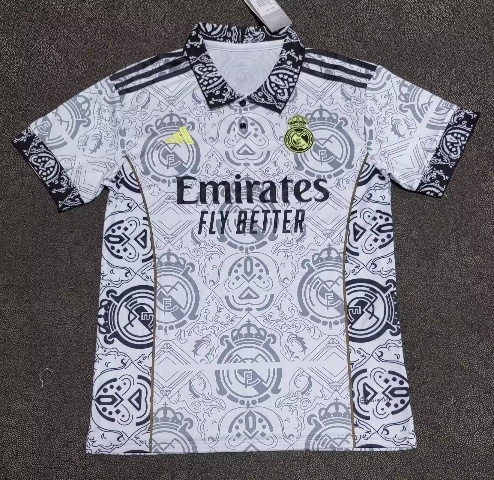 24/25 Réal Madrid X Dragon White White Jersey 2024 front view